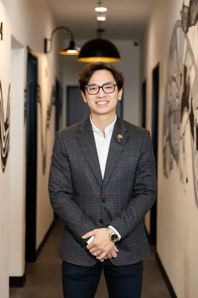 Dr. Matthew Le, dentist serving Alliance at Flossophy Dental Studio